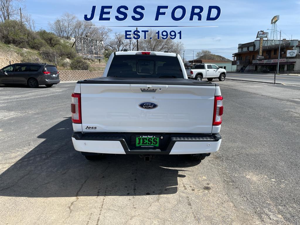 View vehicle photo 4