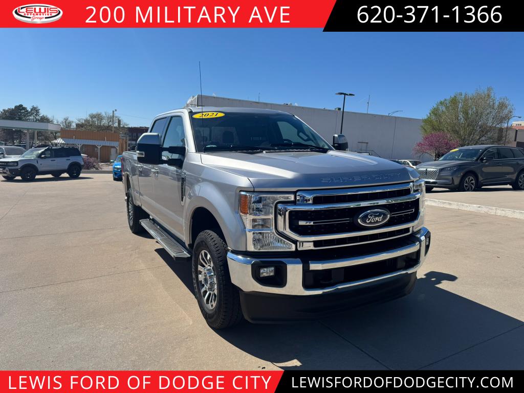 Iconic Silver Metallic 2021 Ford F-250 Super Duty Lariat Crew Cab 4WD Pickup Truck Four-Wheel Drive 6-Speed Automatic