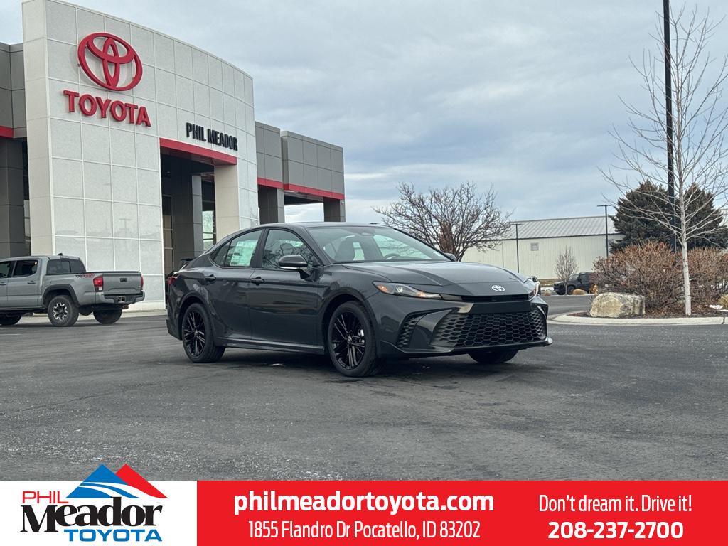 2026 Toyota Camry SE AWD