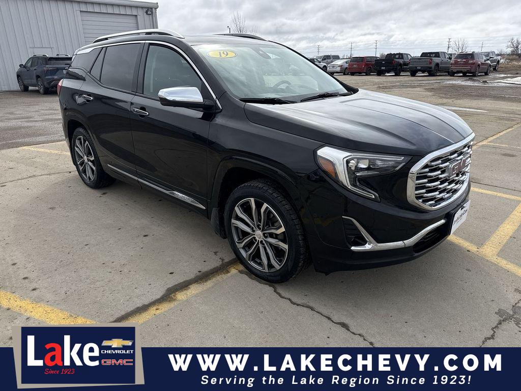 Black (Ebony Twilight Metallic) 2019 GMC Terrain Denali AWD SUV / Crossover Four-Wheel Drive 9-Speed Automatic