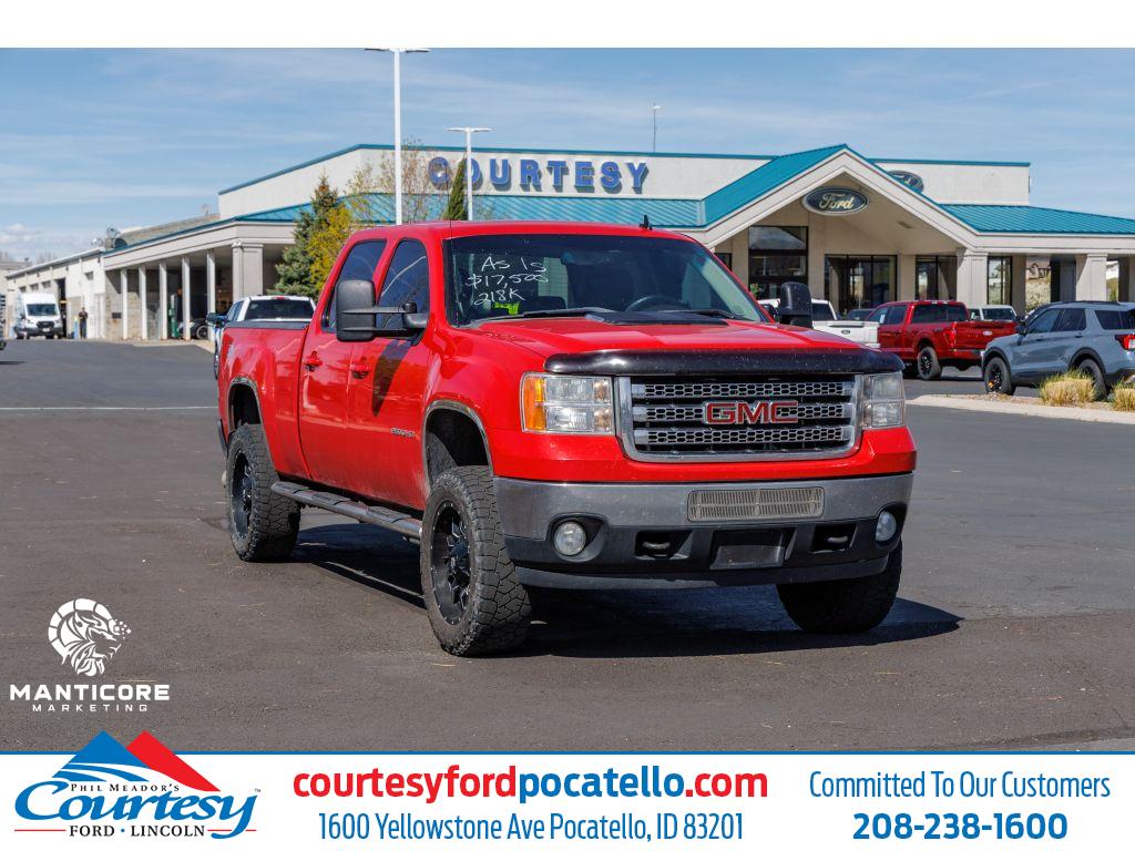 Red 2012 GMC Sierra 2500HD SLT Crew Cab SB 4WD Pickup Truck Four-Wheel Drive 6-Speed Automatic