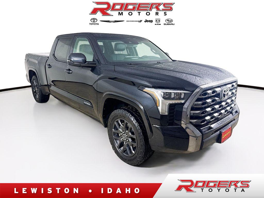 2023 Toyota Tundra Platinum CrewMax Cab LB 4WD