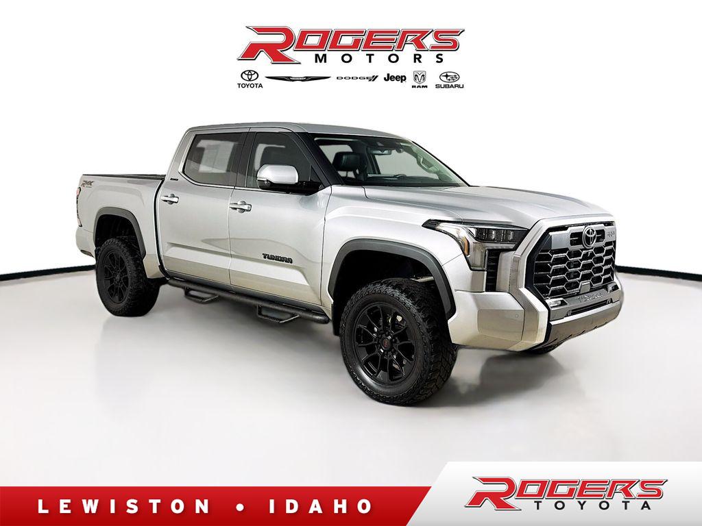 2022 Toyota Tundra Limited CrewMax Cab 4WD