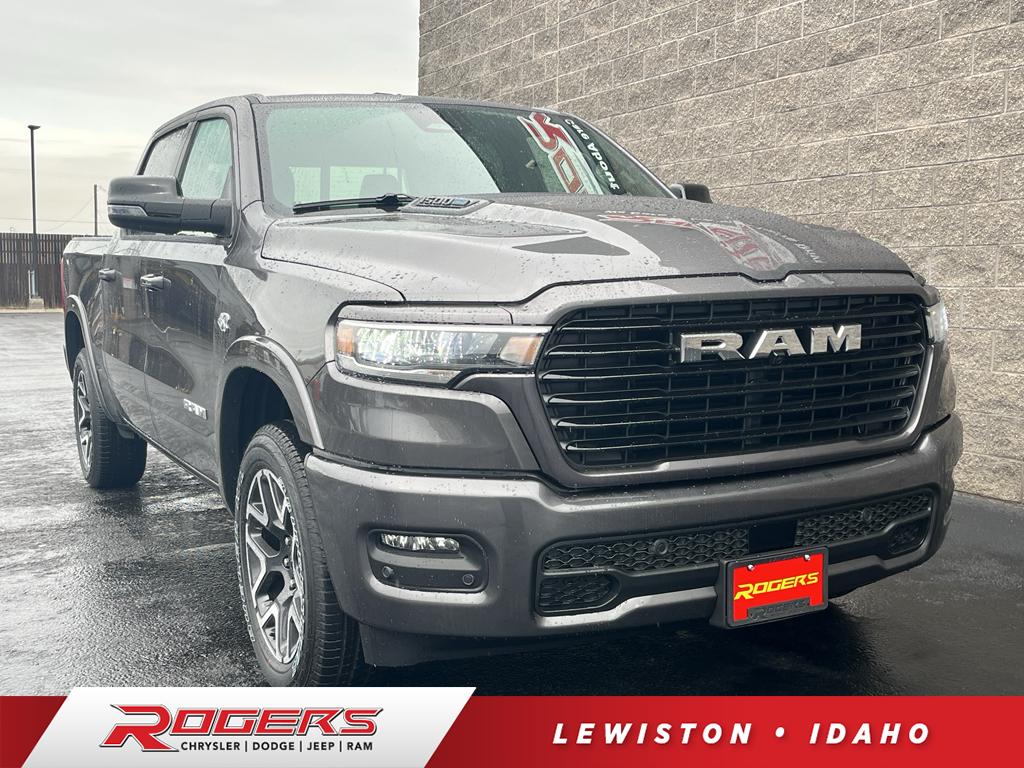 2026 RAM 1500 Laramie Crew Cab 4WD
