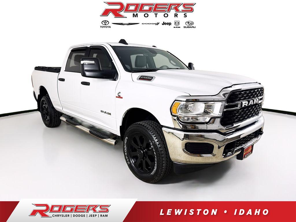2023 RAM 2500 Big Horn Crew Cab 4WD