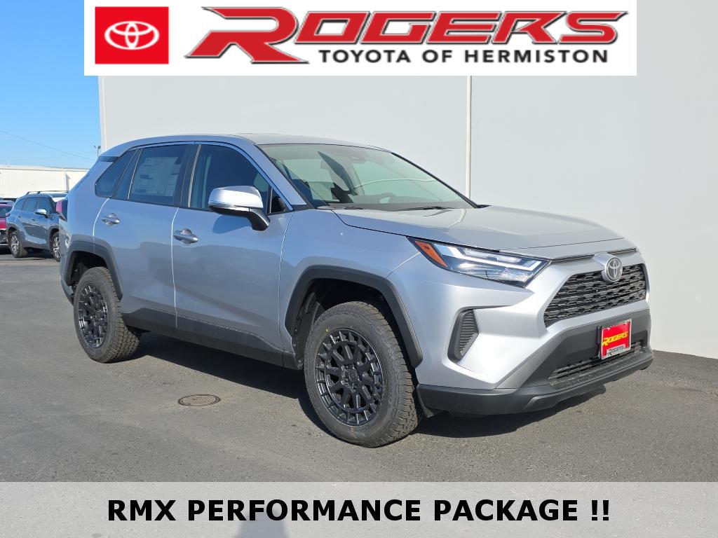 2025 Toyota RAV4 LE AWD