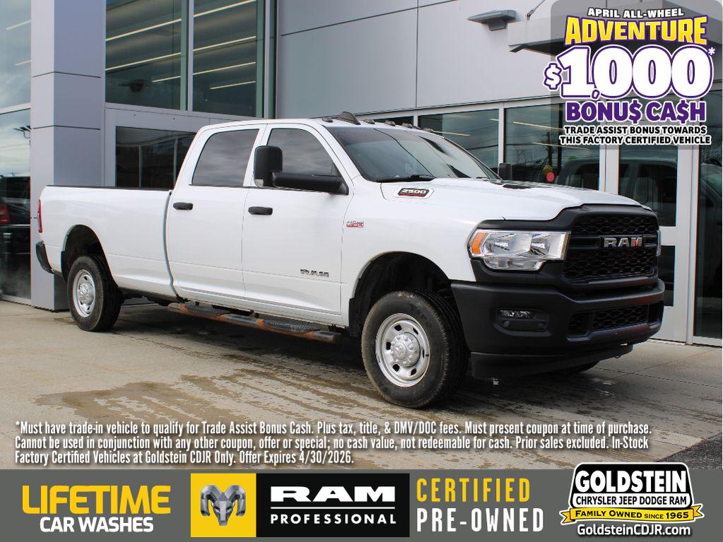 Bright White Clearcoat 2022 RAM 2500 Tradesman Crew Cab LB 4WD Pickup Truck Four-Wheel Drive Automatic