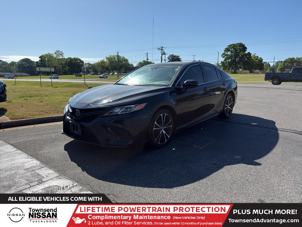 Teal (Galactic Aqua Mica) 2019 Toyota Camry SE FWD Sedan Front-Wheel Drive 8-Speed Automatic