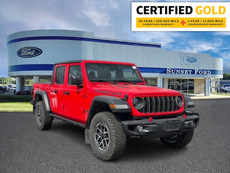Firecracker Red Clearcoat 2024 Jeep Gladiator Rubicon Crew Cab 4WD Pickup Truck Four-Wheel Drive 8-Speed Automatic