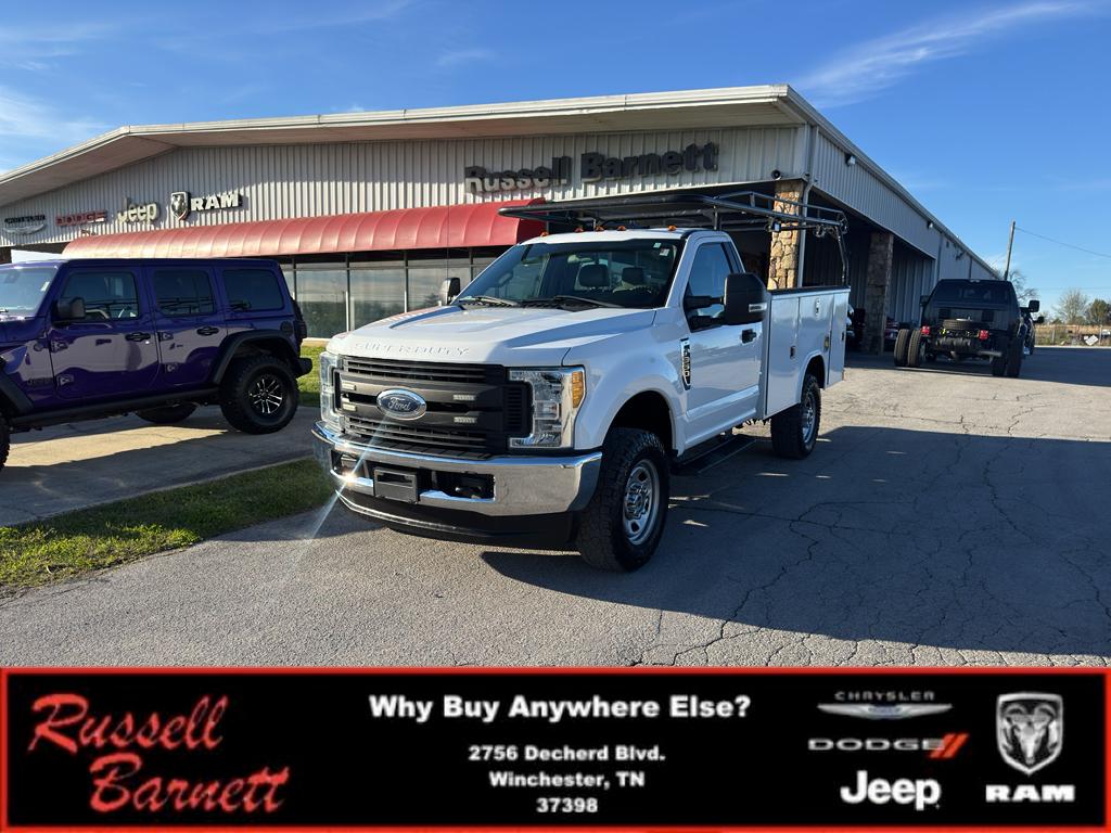 2017 Ford F-350 Super Duty Chassis XL 4WD