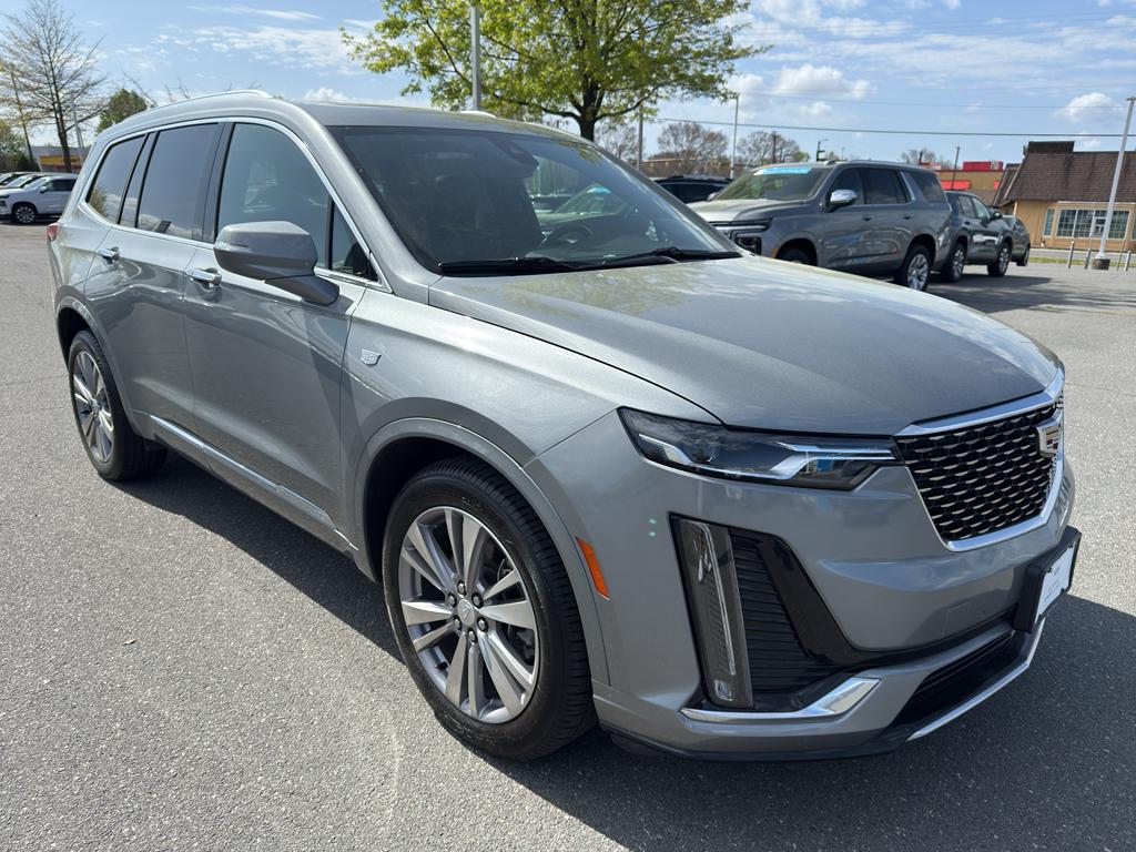 Argent Silver Metallic 2023 Cadillac XT6 Premium Luxury FWD SUV / Crossover Front-Wheel Drive 9-Speed Automatic