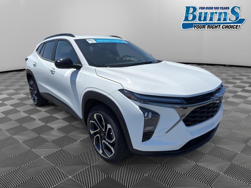 SUMMIT WHITE 2026 Chevrolet Trax RS with 2RS FWD SUV / Crossover Front-Wheel Drive 6-Speed Automatic