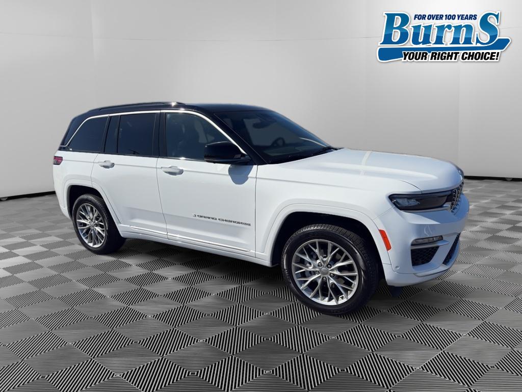 2025 Jeep Grand Cherokee Summit 4WD