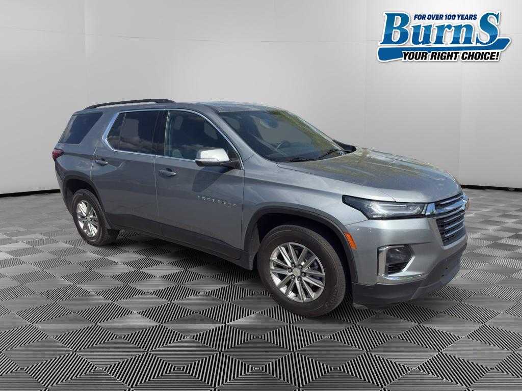 Sterling Gray Metallic 2023 Chevrolet Traverse LT Cloth AWD SUV / Crossover Four-Wheel Drive 9-Speed Automatic