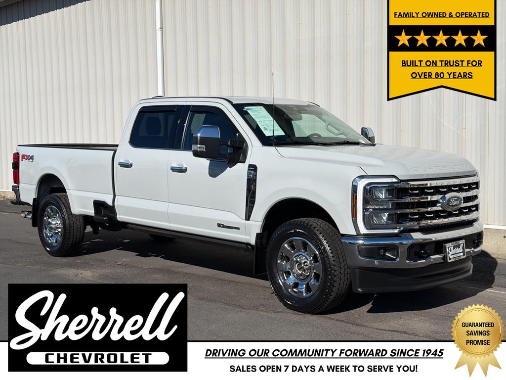2025 Ford F-350 Super Duty Lariat Crew Cab 4WD