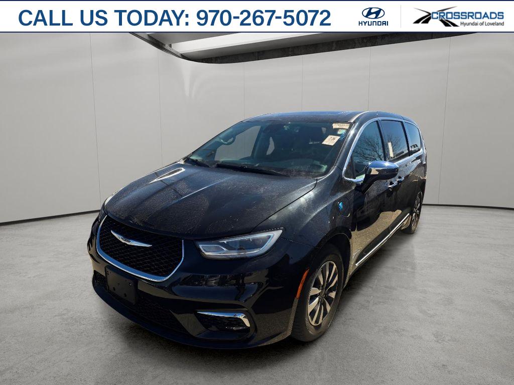 Brilliant Black Crystal Pearlcoat 2023 Chrysler Pacifica Hybrid Limited FWD Minivan Front-Wheel Drive Continuously Variable Transmission