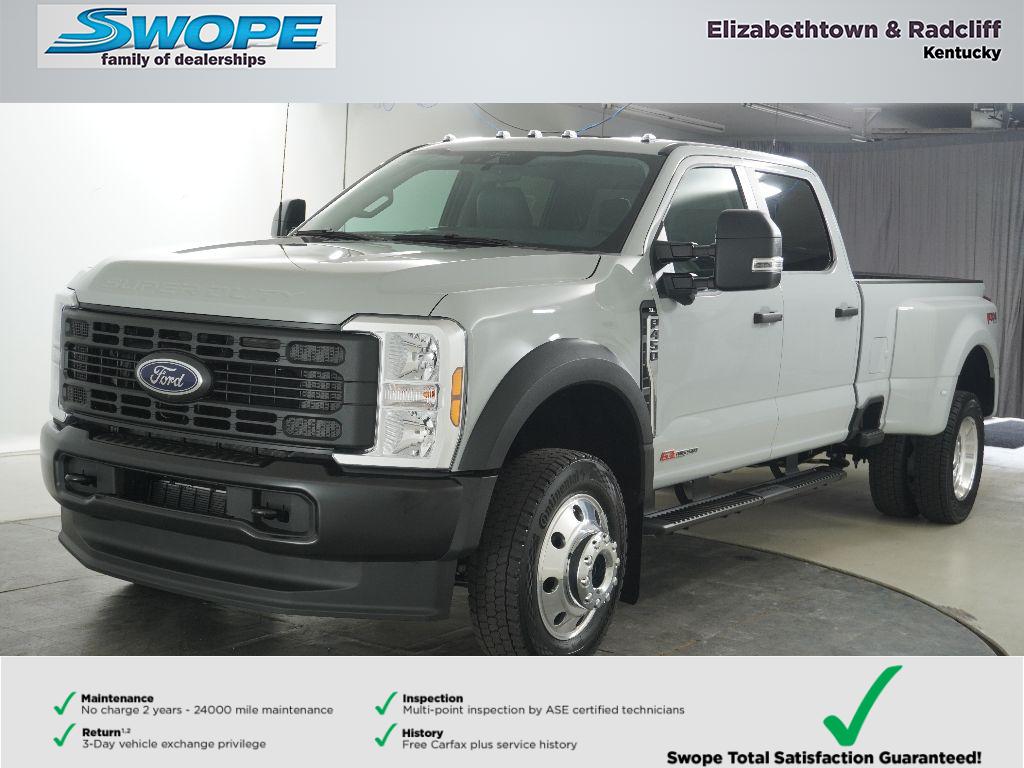 View vehicle photo 4