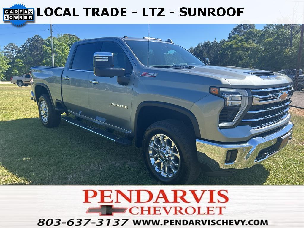 Sterling Gray Metallic 2025 Chevrolet Silverado 2500HD LTZ Crew Cab 4WD Pickup Truck Four-Wheel Drive Automatic