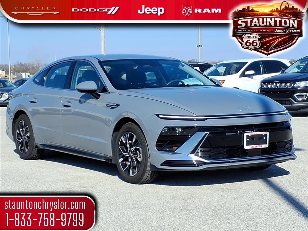 Transmission Blue 2025 Hyundai Sonata SEL FWD Sedan Front-Wheel Drive 8-Speed Automatic