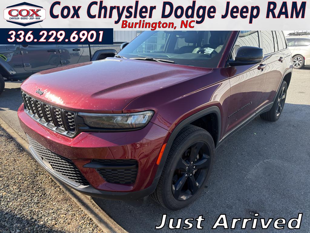 Velvet Red Pearlcoat 2023 Jeep Grand Cherokee Altitude X 4WD SUV / Crossover Four-Wheel Drive 8-Speed Automatic