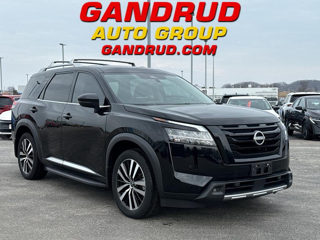2023 Nissan Pathfinder Platinum 4WD