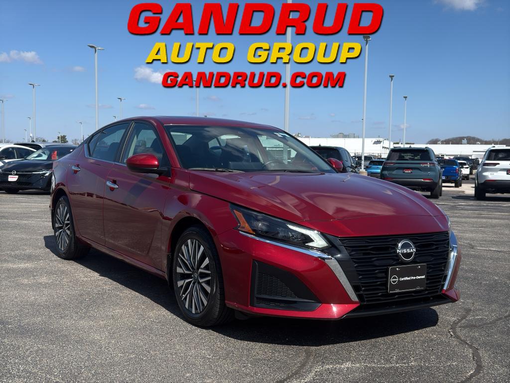 Red (SCARLET EMBER) 2024 Nissan Altima 2.5 SV FWD Sedan Front-Wheel Drive Continuously Variable Transmission