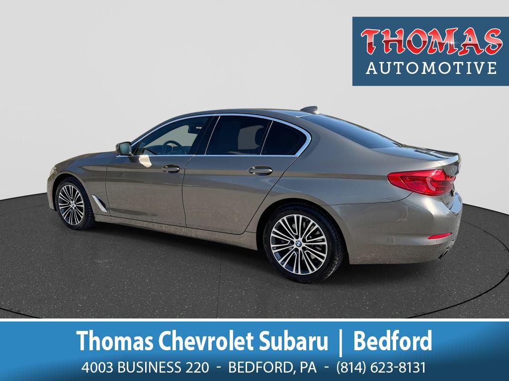 Atlas Cedar Metallic 2019 BMW 5 Series 530i xDrive Sedan AWD Sedan All-Wheel Drive 8-Speed Automatic