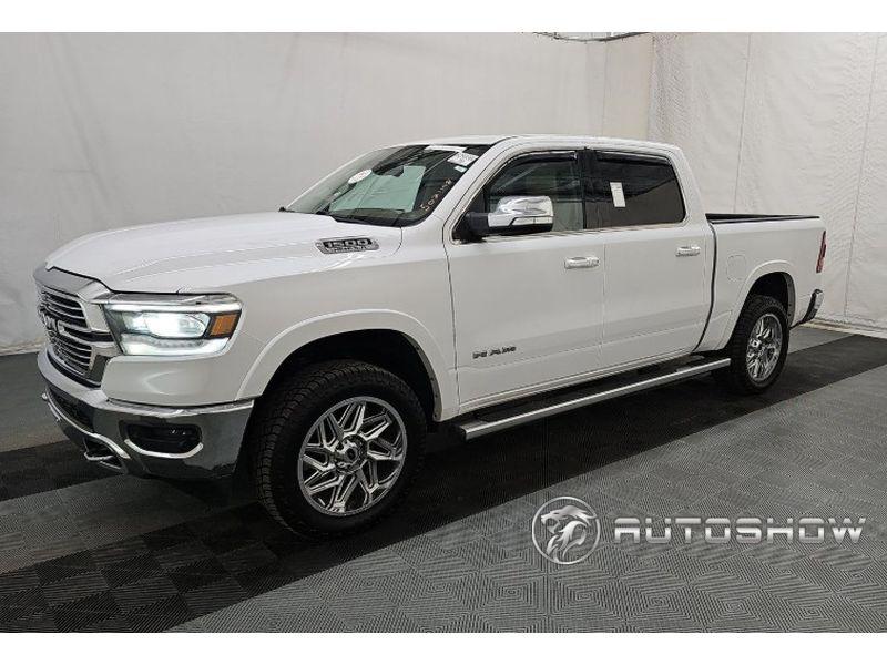 Bright White Clearcoat 2020 RAM 1500 Laramie Crew Cab 4WD Pickup Truck Four-Wheel Drive 8-Speed Automatic