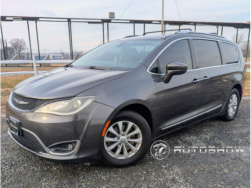 2018 Chrysler Pacifica Touring L FWD