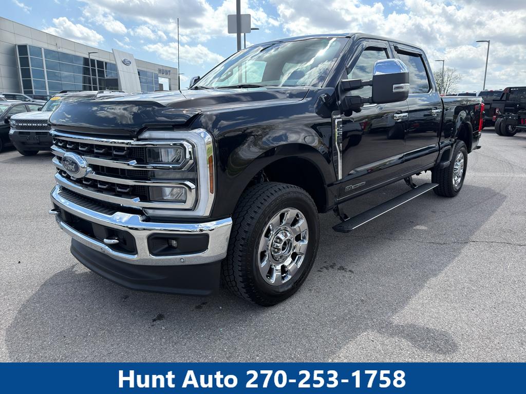 Agate Black Metallic 2024 Ford F-250 Super Duty King Ranch Crew Cab 4WD Pickup Truck Four-Wheel Drive Automatic