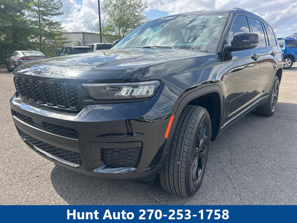 Diamond Black Crystal Pearlcoat 2025 Jeep Grand Cherokee L Altitude 4WD SUV / Crossover Four-Wheel Drive 8-Speed Automatic