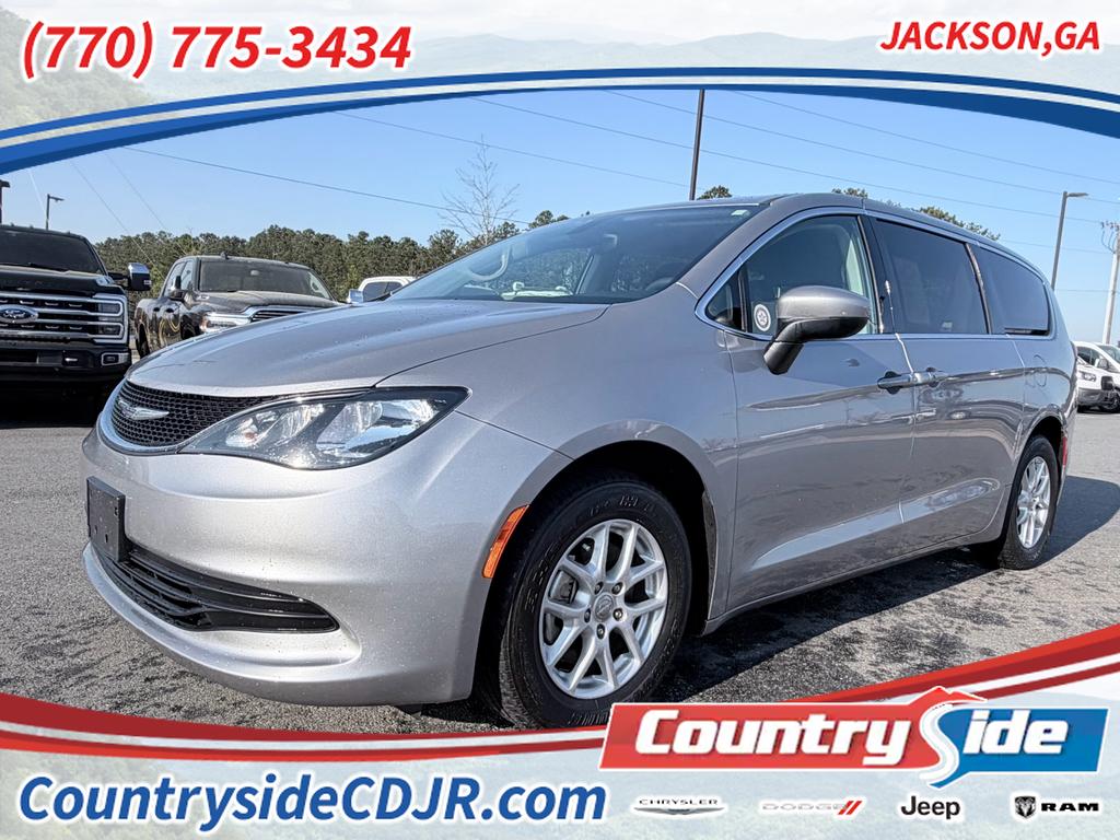 2017 Chrysler Pacifica Touring FWD