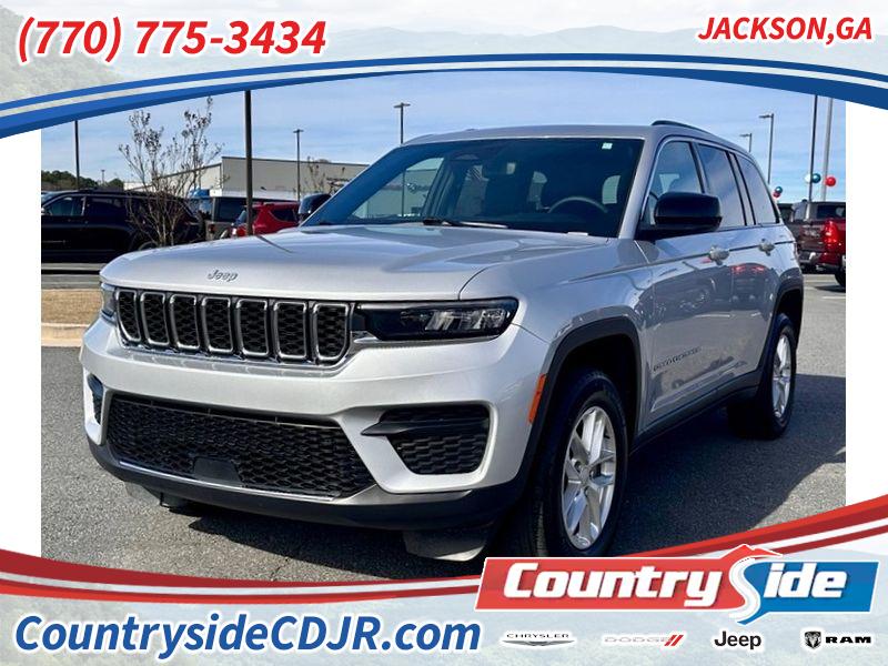 2024 Jeep Grand Cherokee Laredo X RWD