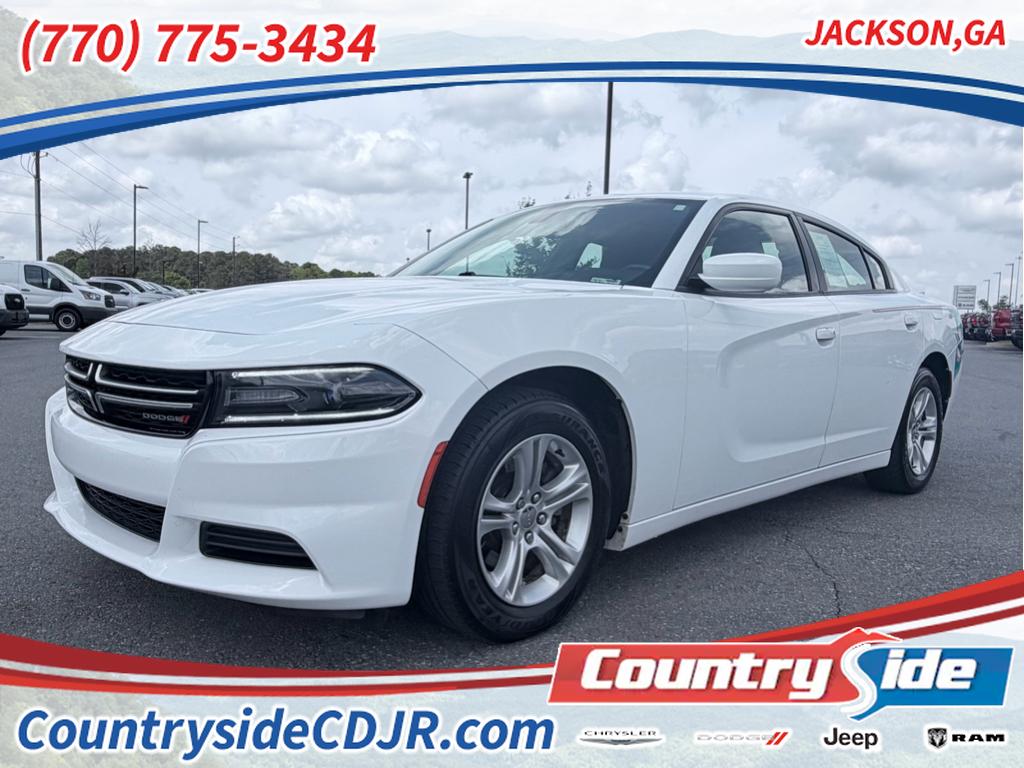 WHITE KNUCKLE CLEARCOAT 2017 Dodge Charger SE RWD Sedan Rear-Wheel Drive 8-Speed Automatic