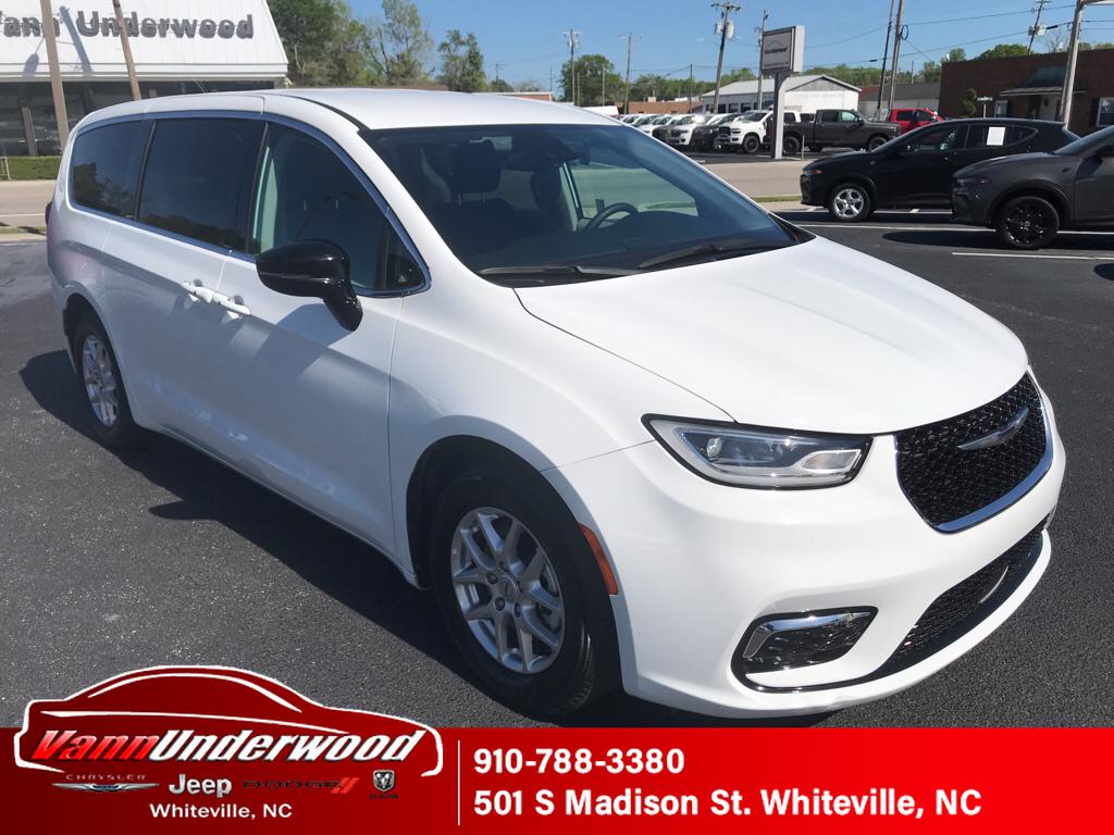 Bright White Clearcoat 2024 Chrysler Pacifica Touring L FWD Minivan Front-Wheel Drive 9-Speed Automatic