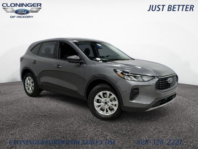 carbonized gray metallic 2026 Ford Escape Active AWD SUV / Crossover All-Wheel Drive 8-Speed Automatic