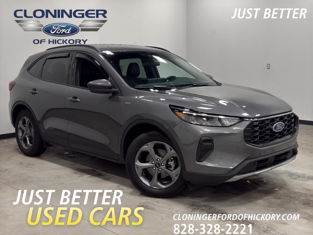 Carbonized Gray Metallic 2025 Ford Escape ST-Line FWD SUV / Crossover Front-Wheel Drive 8-Speed Automatic