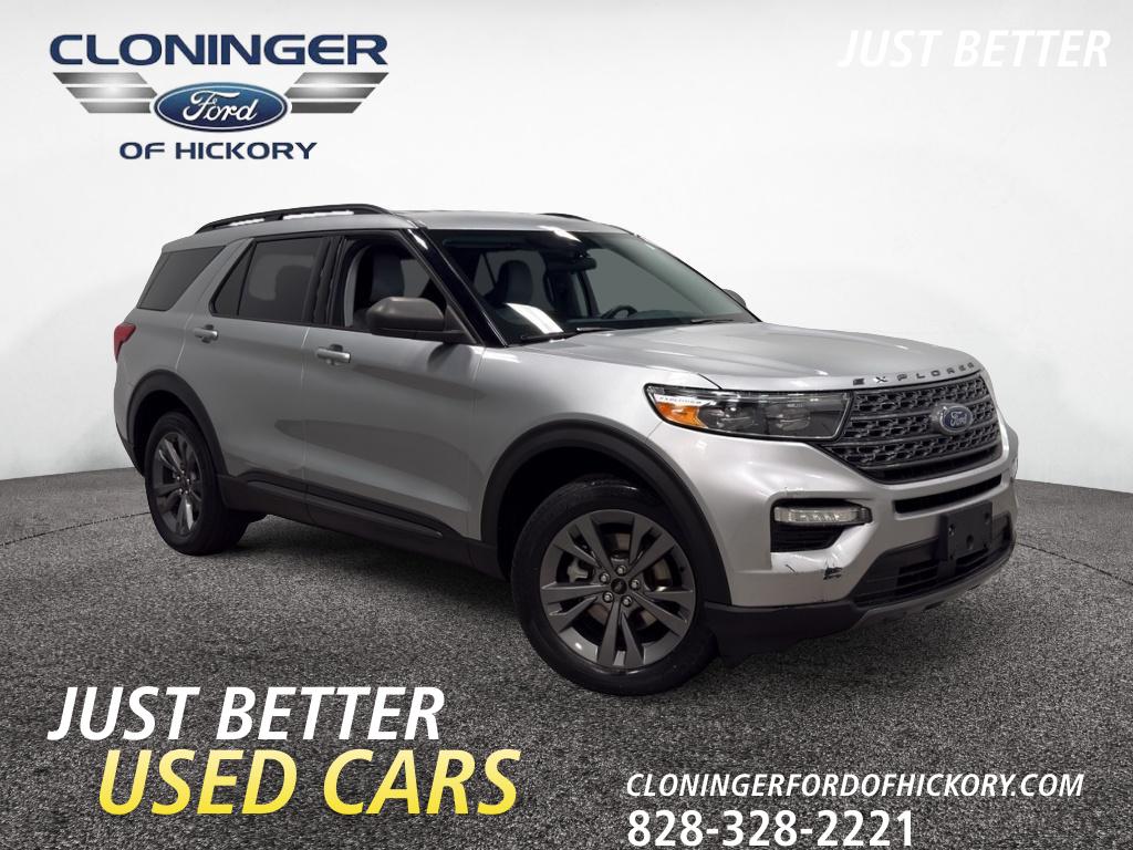 Iconic Silver Metallic 2021 Ford Explorer XLT AWD SUV / Crossover All-Wheel Drive Automatic