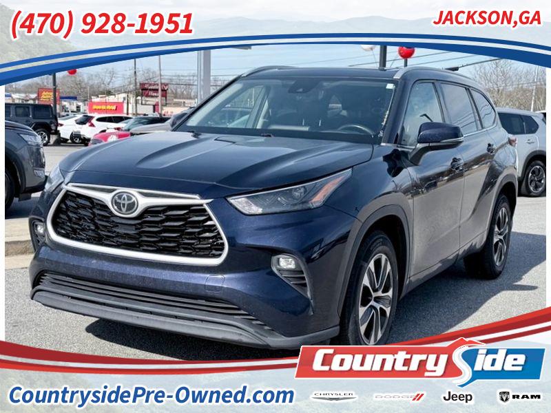 2022 Toyota Highlander XLE FWD