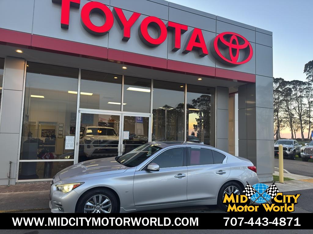 2015 INFINITI Q50 3.7 Premium AWD