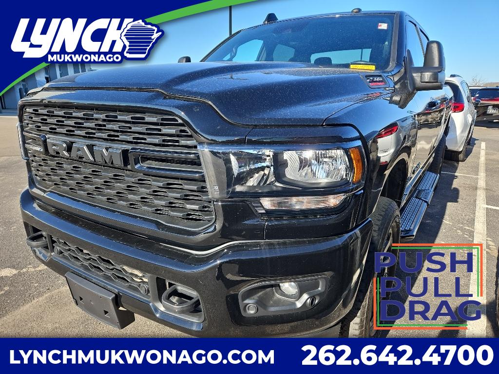 Diamond Black Crystal Pearlcoat 2024 RAM 2500 Big Horn Crew Cab 4WD Pickup Truck Four-Wheel Drive Automatic
