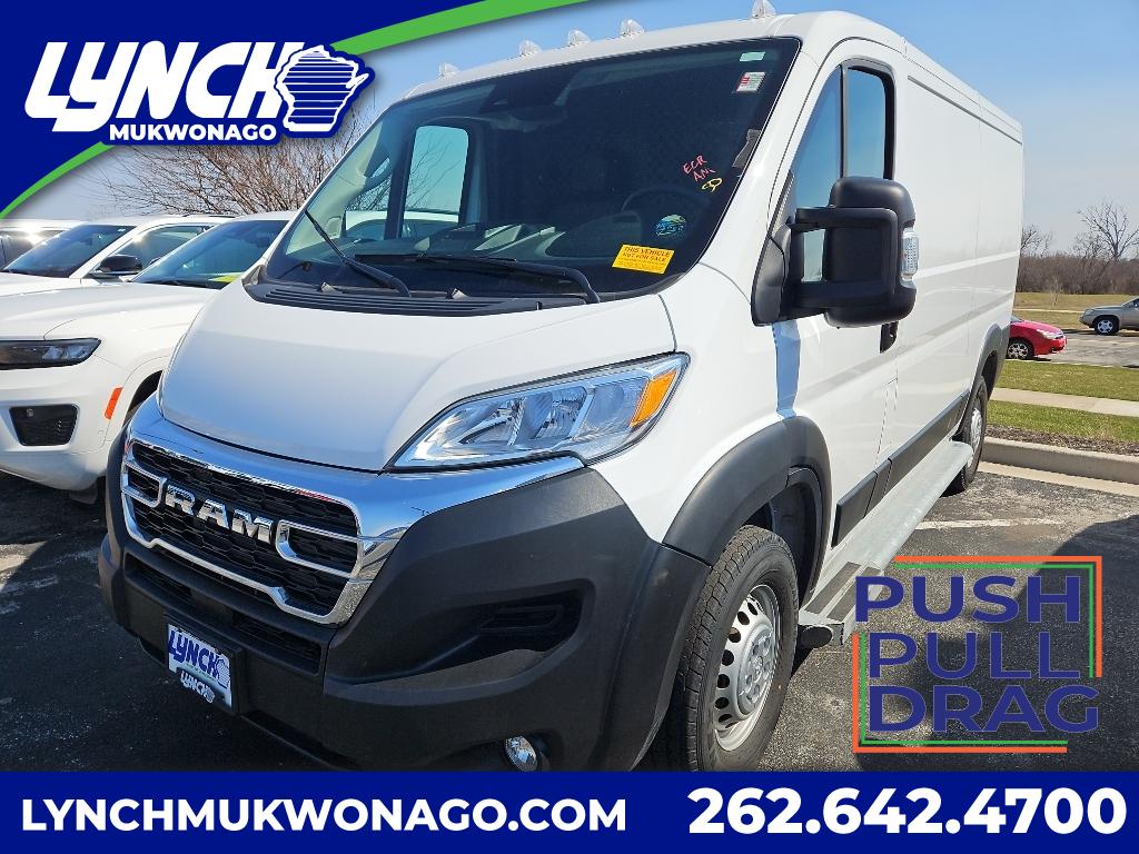 Bright White Clearcoat 2025 RAM ProMaster 2500 Tradesman 136 Low Roof Cargo Van FWD Van Front-Wheel Drive Automatic