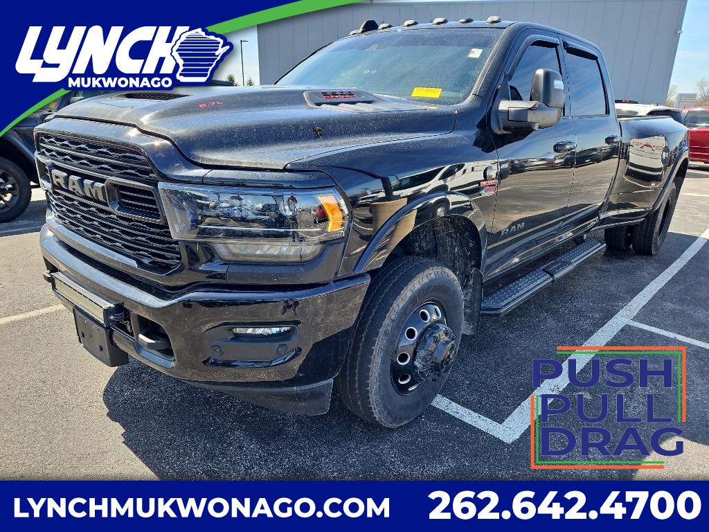 Diamond Black Crystal Pearlcoat 2023 RAM 3500 Limited Crew Cab LB DRW 4WD Pickup Truck Four-Wheel Drive Automatic