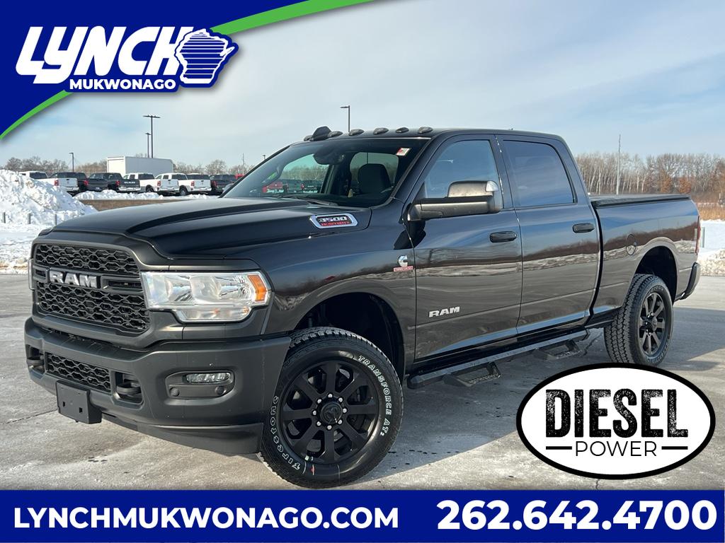 2022 RAM 3500 Tradesman Crew Cab 4WD