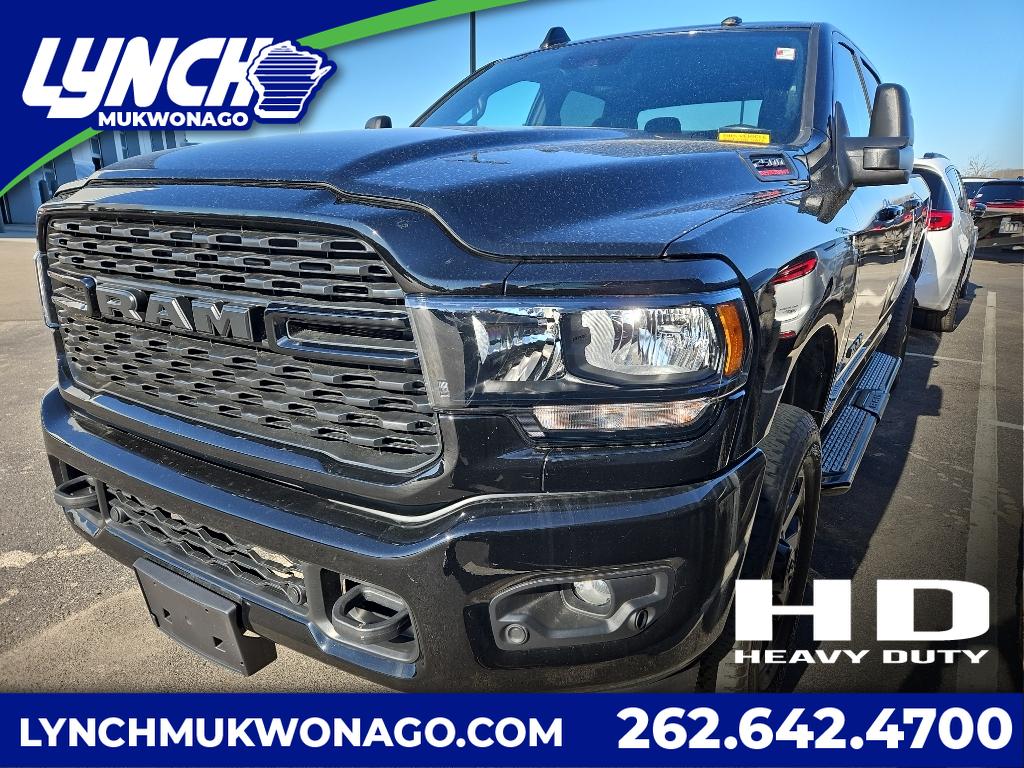 Diamond Black Crystal Pearlcoat 2024 RAM 2500 Big Horn Crew Cab 4WD Pickup Truck Four-Wheel Drive Automatic