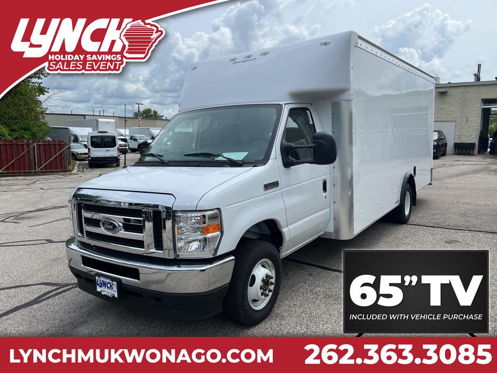 2025 Ford E-Series Chassis E-450 SD Stripped 158 DRW RWD