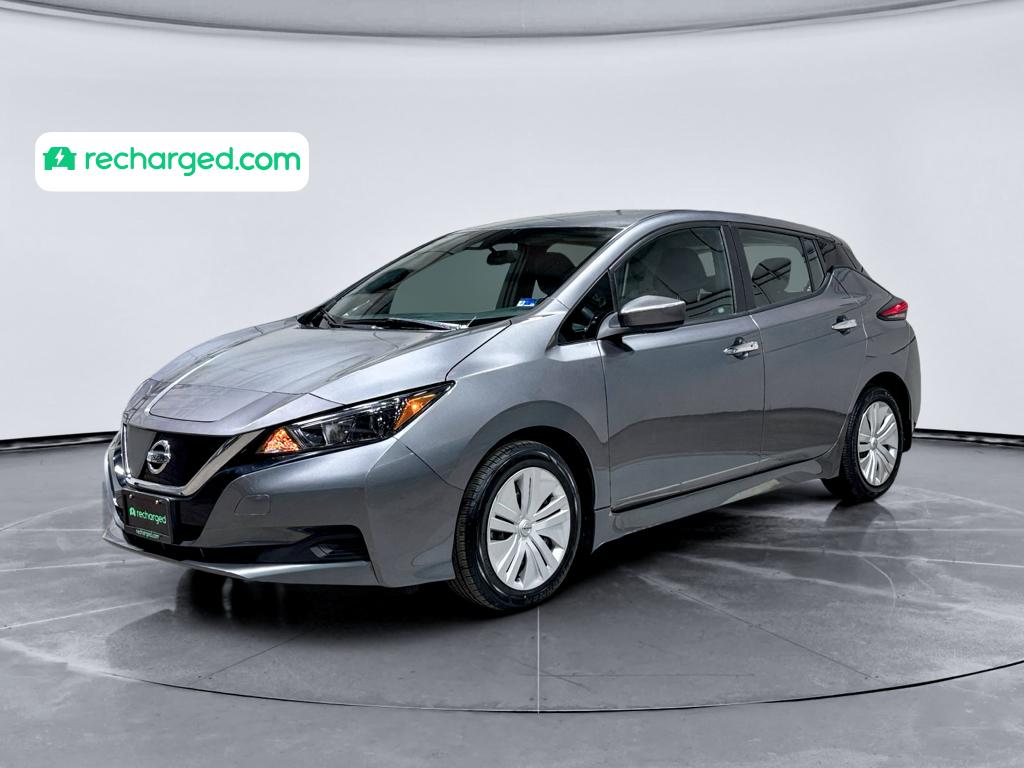 2021 Nissan LEAF S FWD