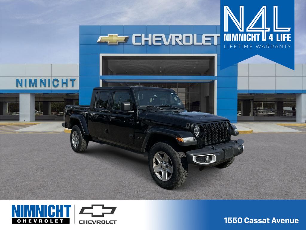2022 Jeep Gladiator Sport S 
