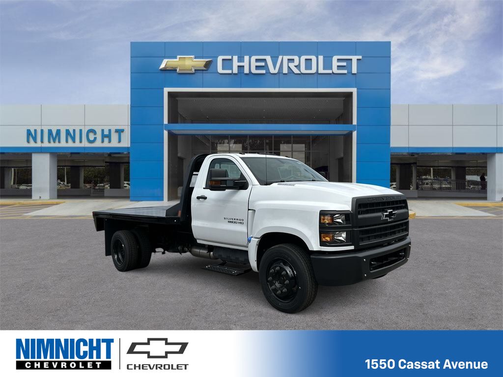 2023 Chevrolet Silverado 5500HD LT 