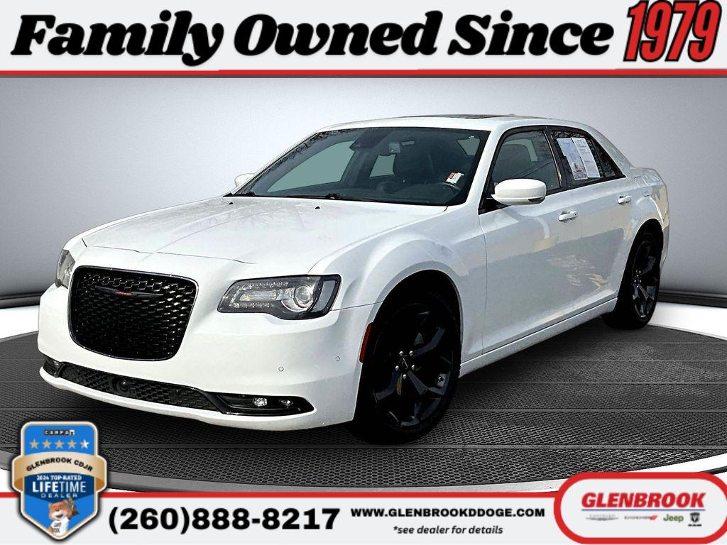 Bright White Clearcoat 2022 Chrysler 300 S V6 RWD Sedan Rear-Wheel Drive 8-Speed Automatic